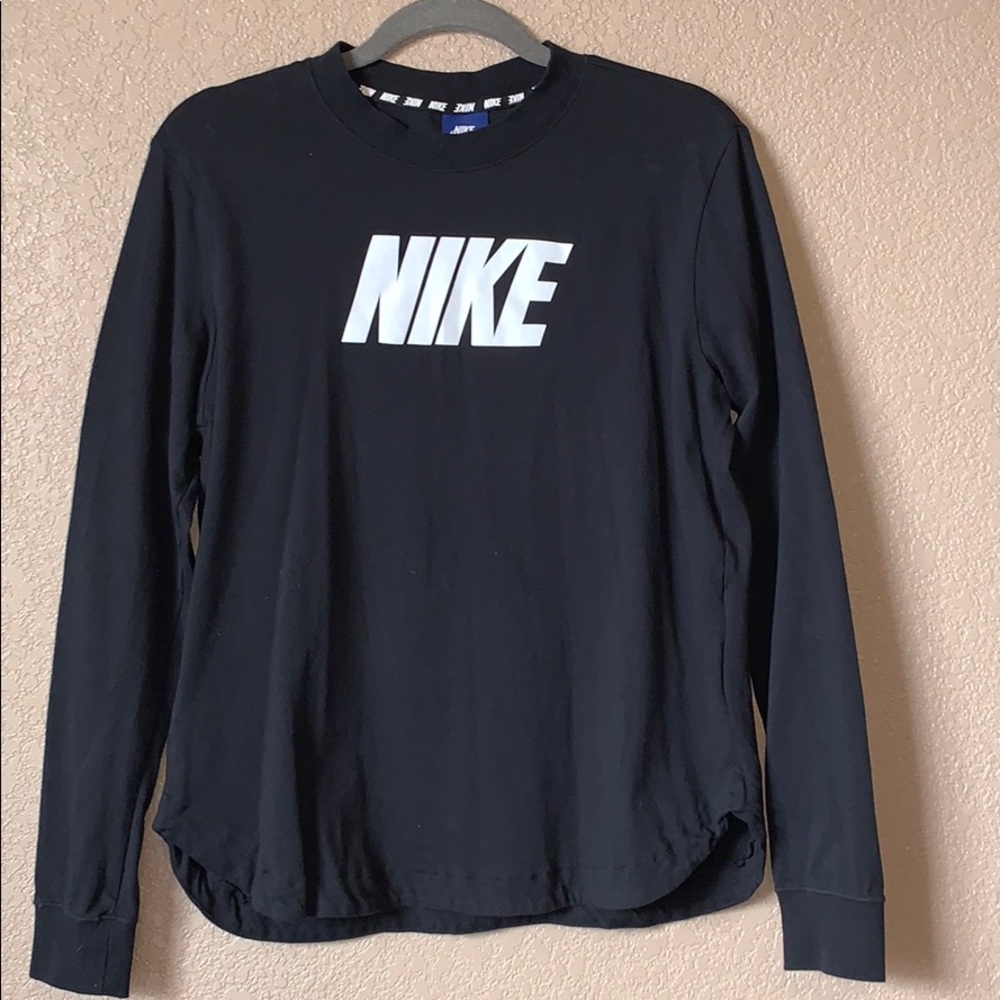 Nike long sleeve shirt
